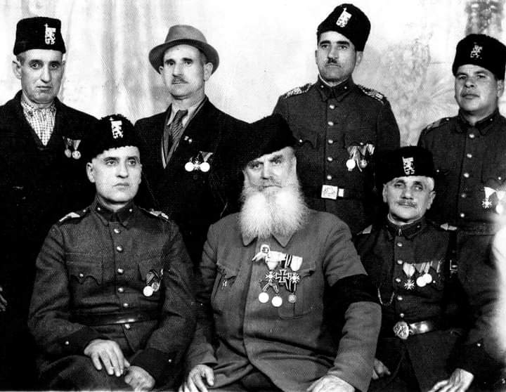 Таню Николов (Тане войвода) 29 Войводата Тане Николов заедно с македоно-одрински опълченеци