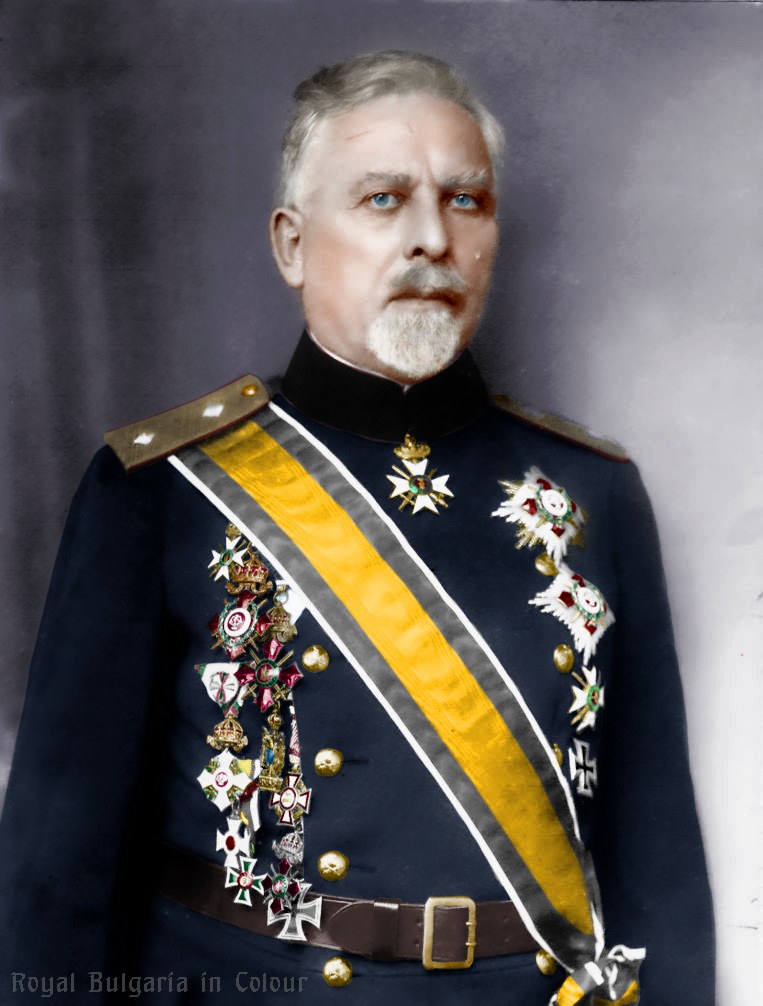 Владимир Вазов 5 Генерал-лейтенант Владимир Вазов, официален портрет с орденска лента (цветна версия)